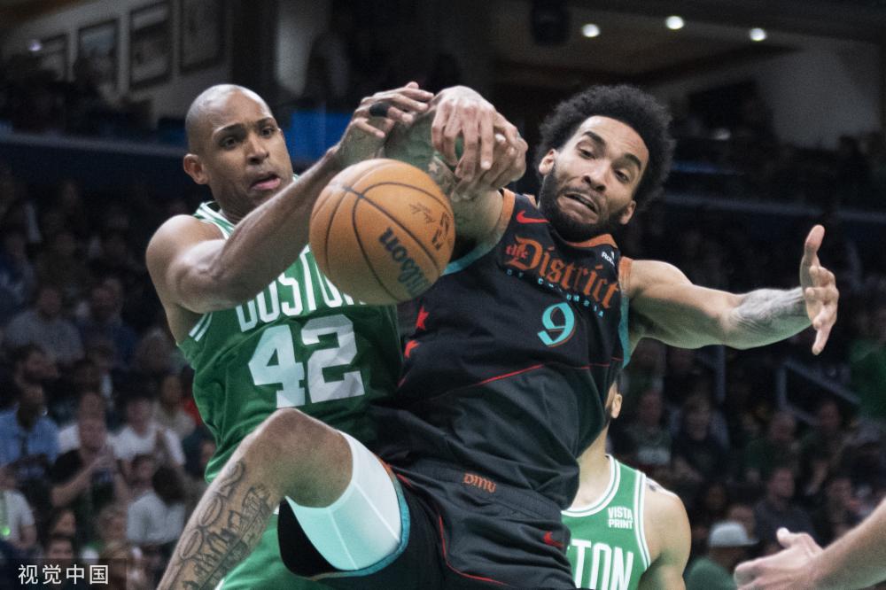 在足球赛场 在足球赛场