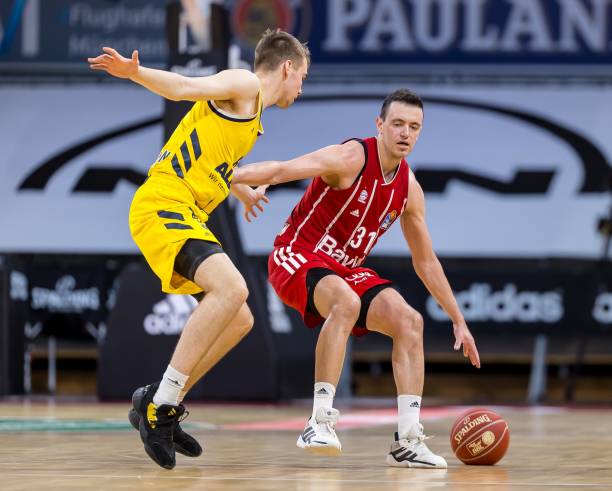 然敢于冒险 然敢于冒险